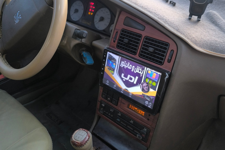 نمونه نصب شده مانیتورماشین