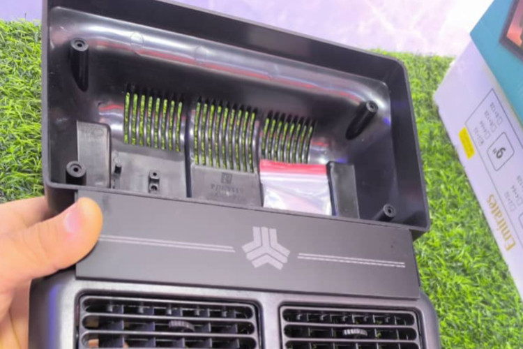 قاب مخصوص مانیتوراندرویدی ماشین پرایدداشبورد قدیم